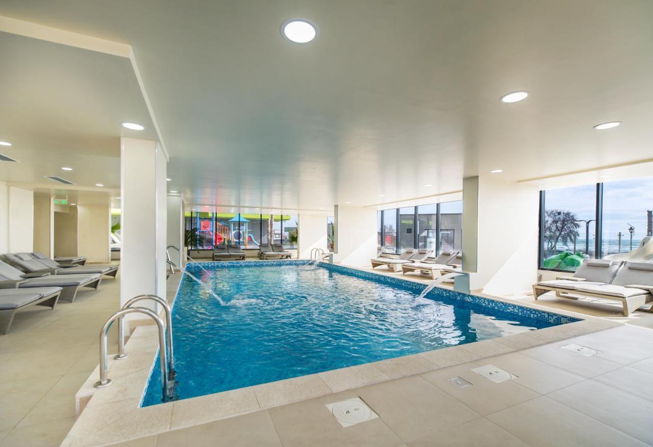 Black Sea Estate Apartment Spa N Pool Beach Resort Năvodari Buitenkant foto